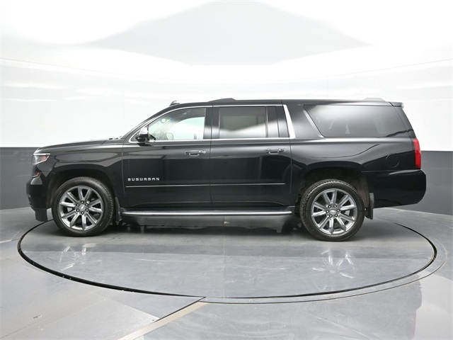 2019 Chevrolet Suburban Premier photo 4