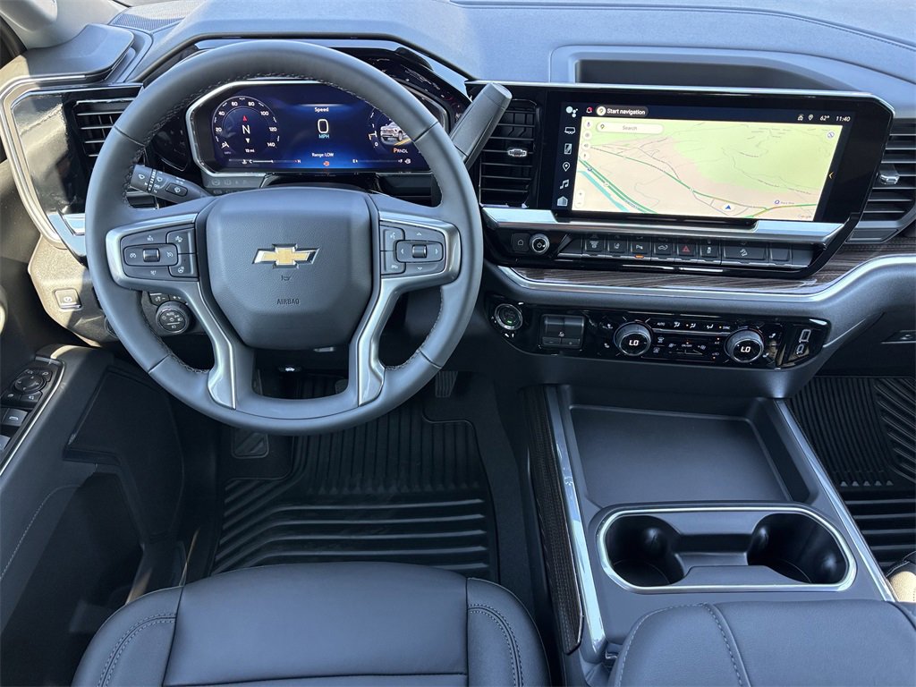 2026 Chevrolet Silverado 2500HD LT photo 3