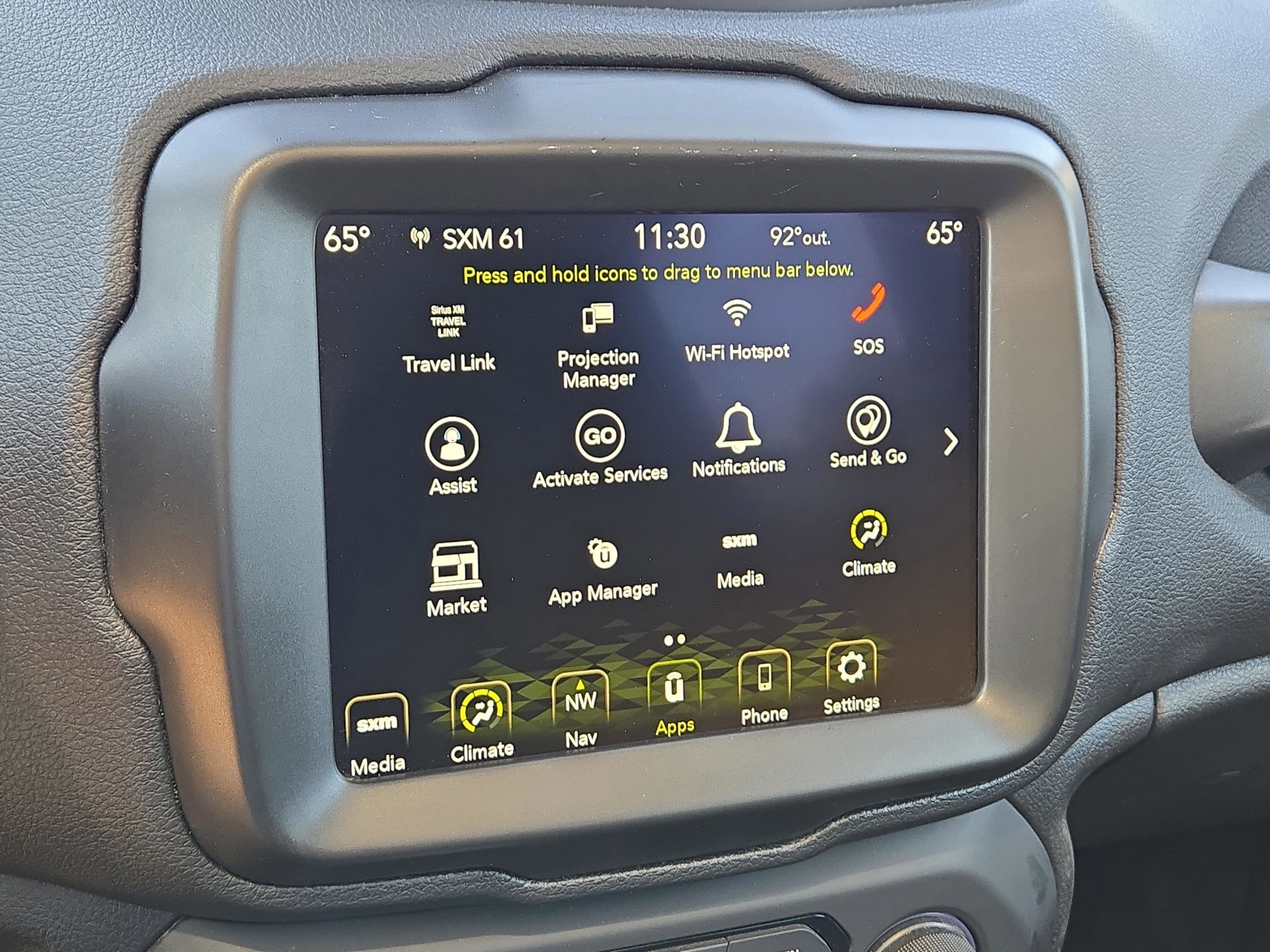 2023 Jeep Renegade Latitude Red Edition photo 17