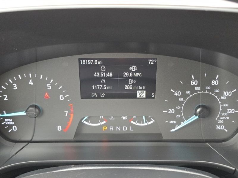 2022 Ford Escape SE photo 16