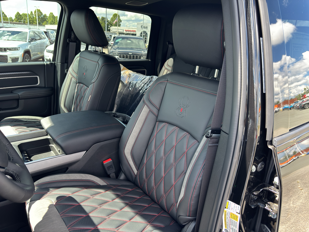 2025 Ram 2500 Big Horn photo 27