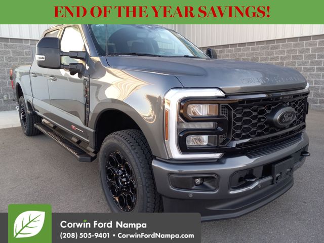 2026 Ford F-350 Super Duty Lariat's photo