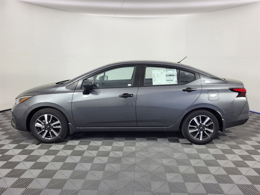 2025 Nissan Versa S photo 2