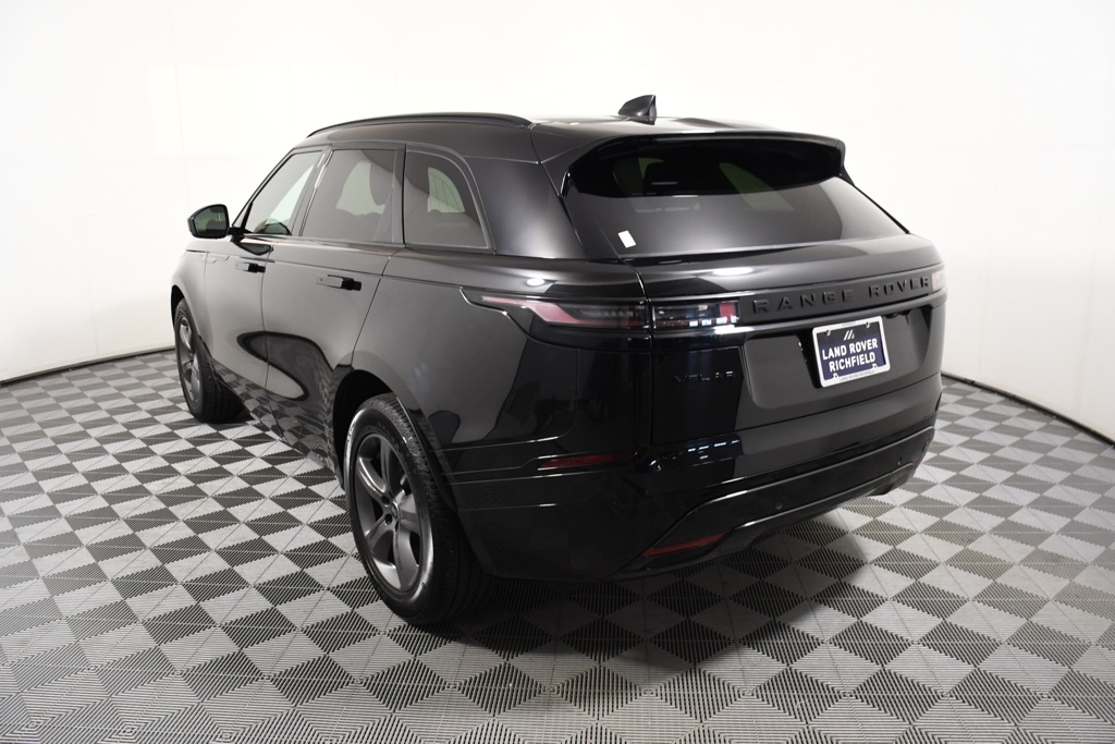 2025 Land Rover Range Rover Velar SE photo 3