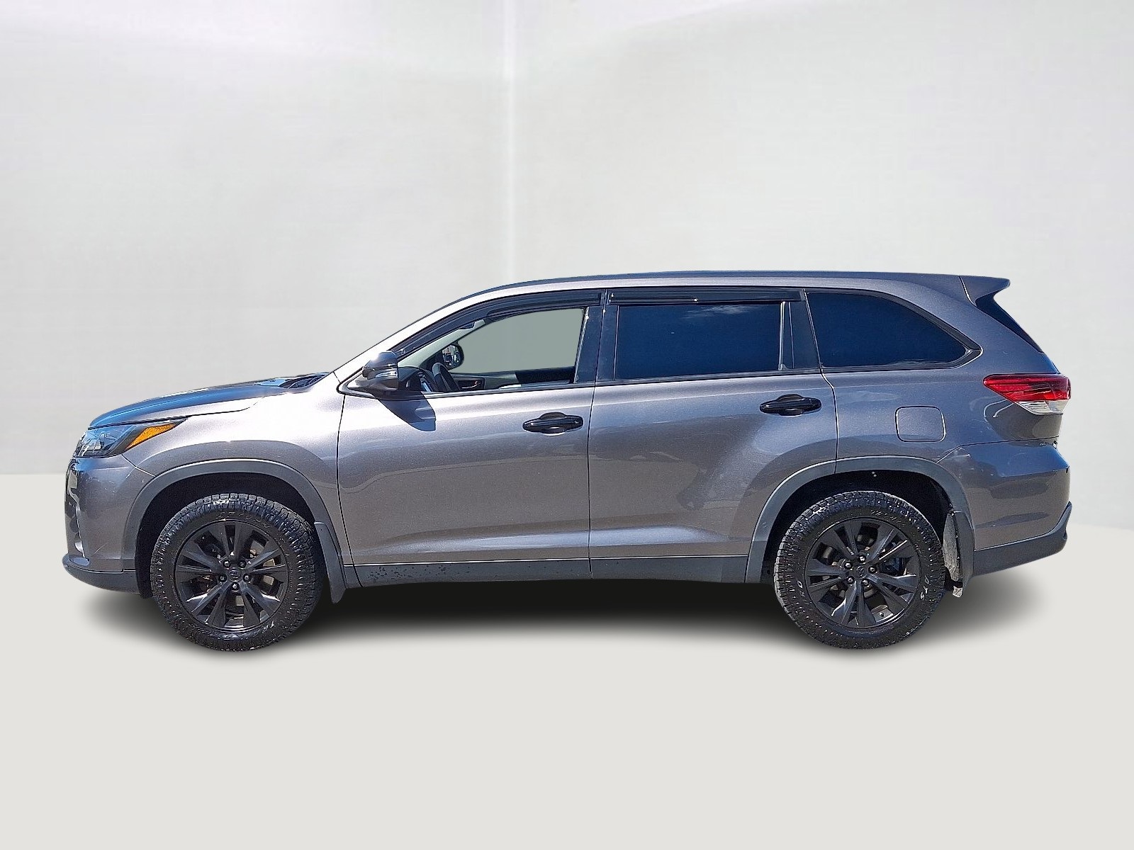 2019 Toyota Highlander LE photo 7
