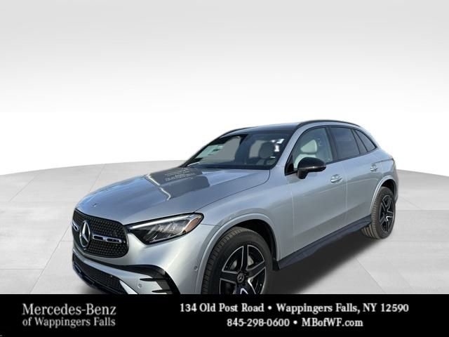 2026 Mercedes-Benz GLC Base's photo