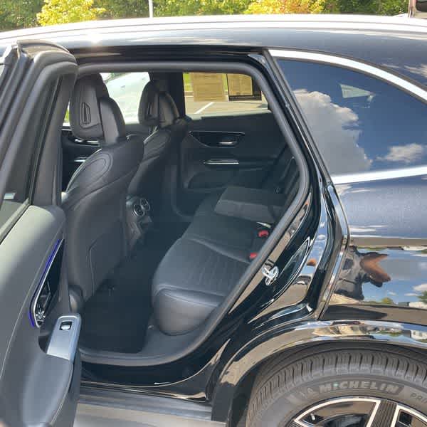 2023 Mercedes Benz GLC 300 4MATIC photo 6