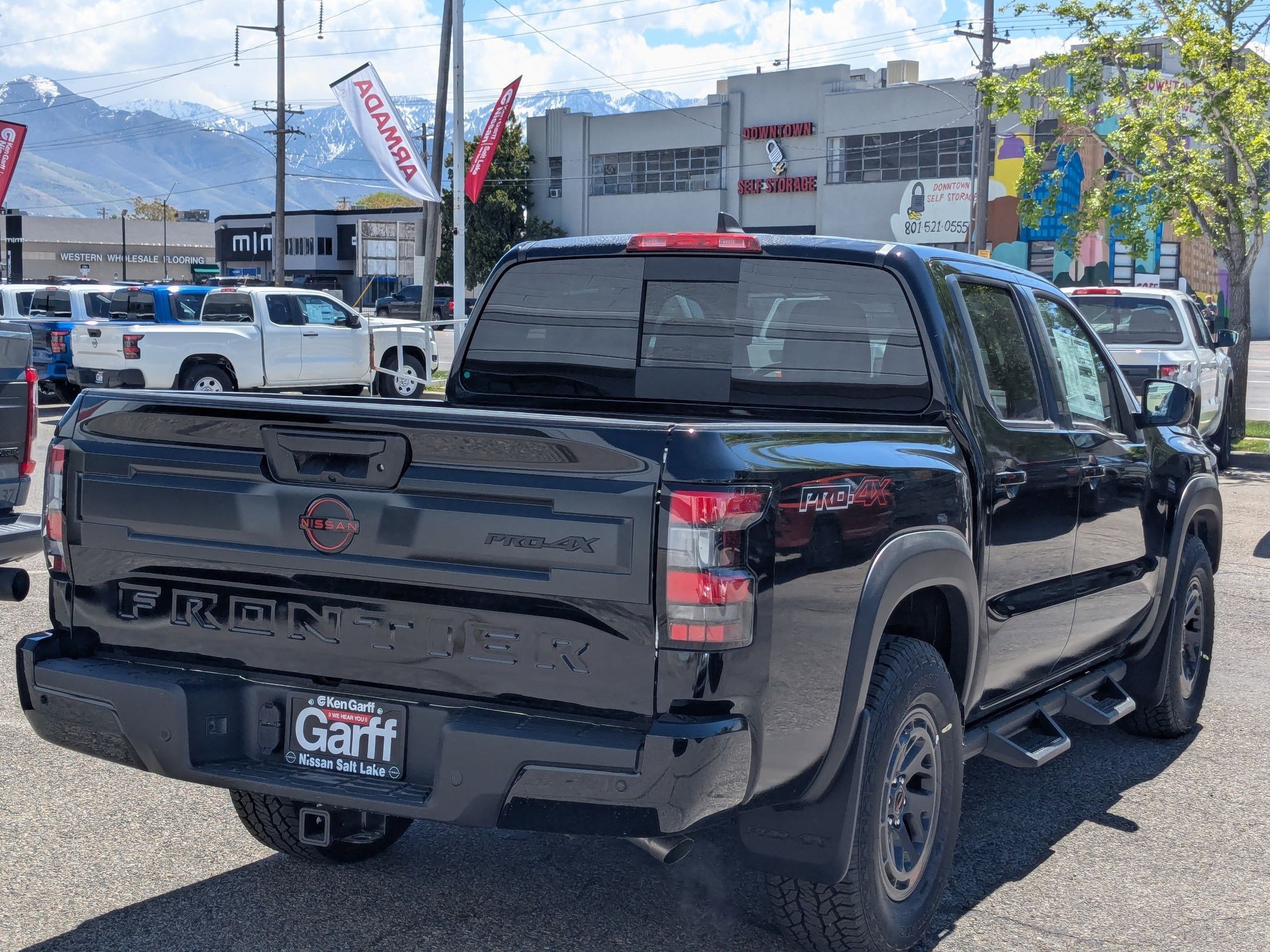 2025 Nissan Frontier PRO-4X photo 3