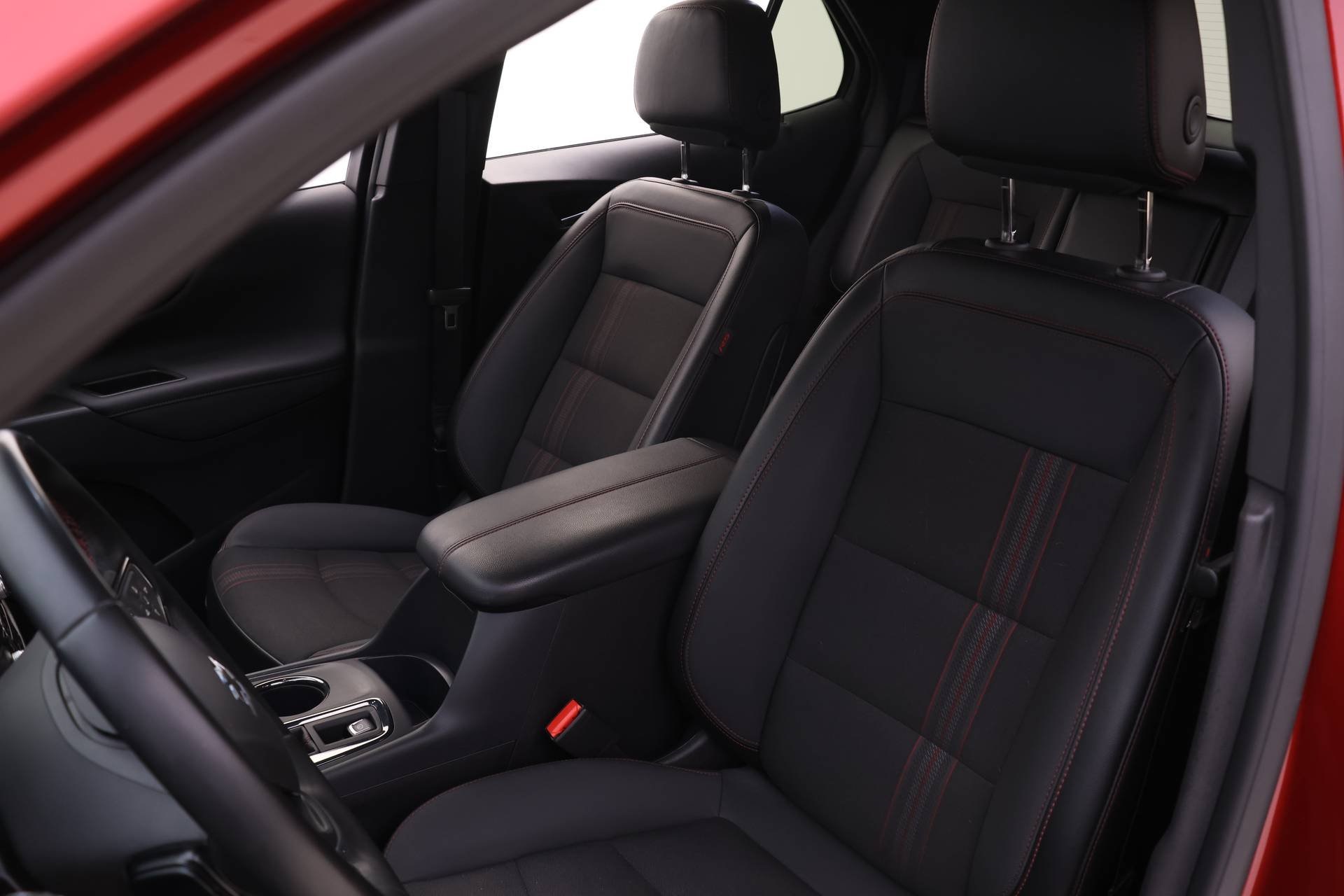 2024 Chevrolet Equinox RS photo 3