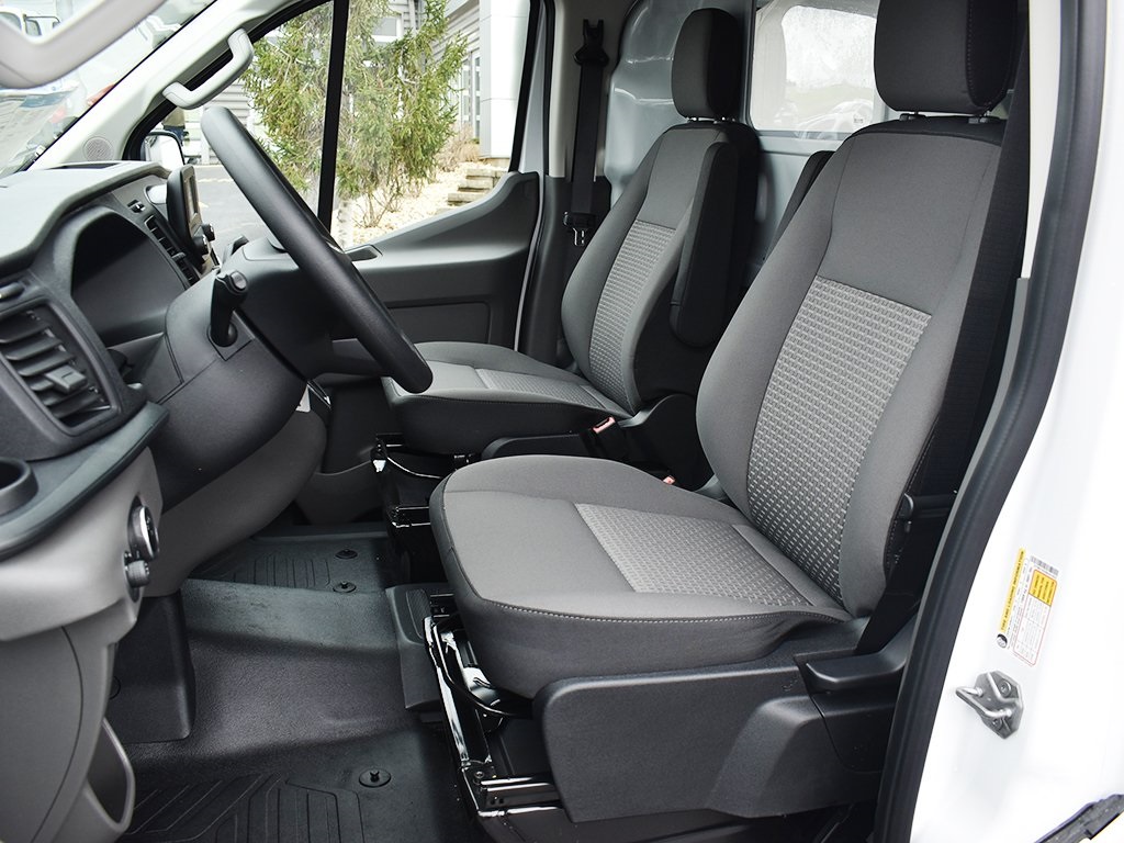 2025 Ford Transit Cargo Van XL photo 4