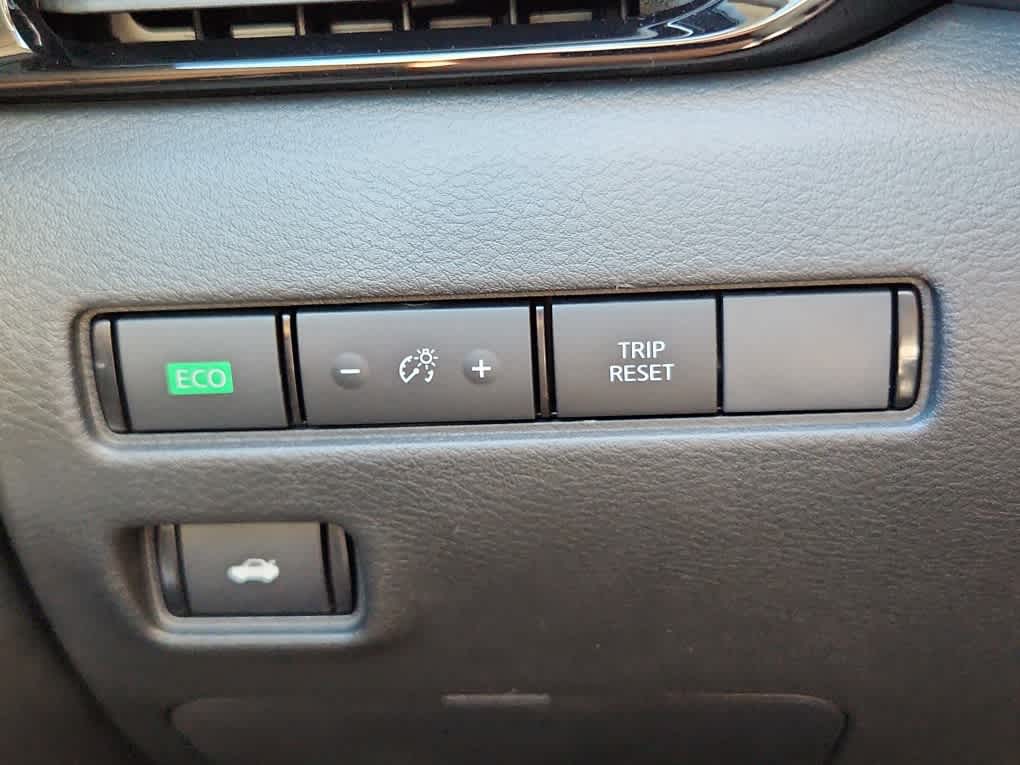 2025 Nissan Sentra SR photo 11