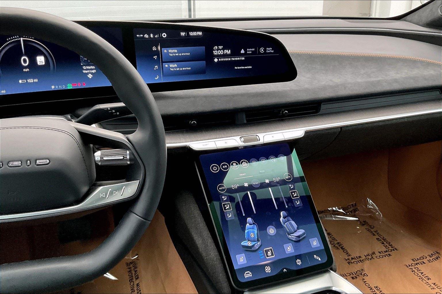 2025 Lucid Air Grand Touring photo 4