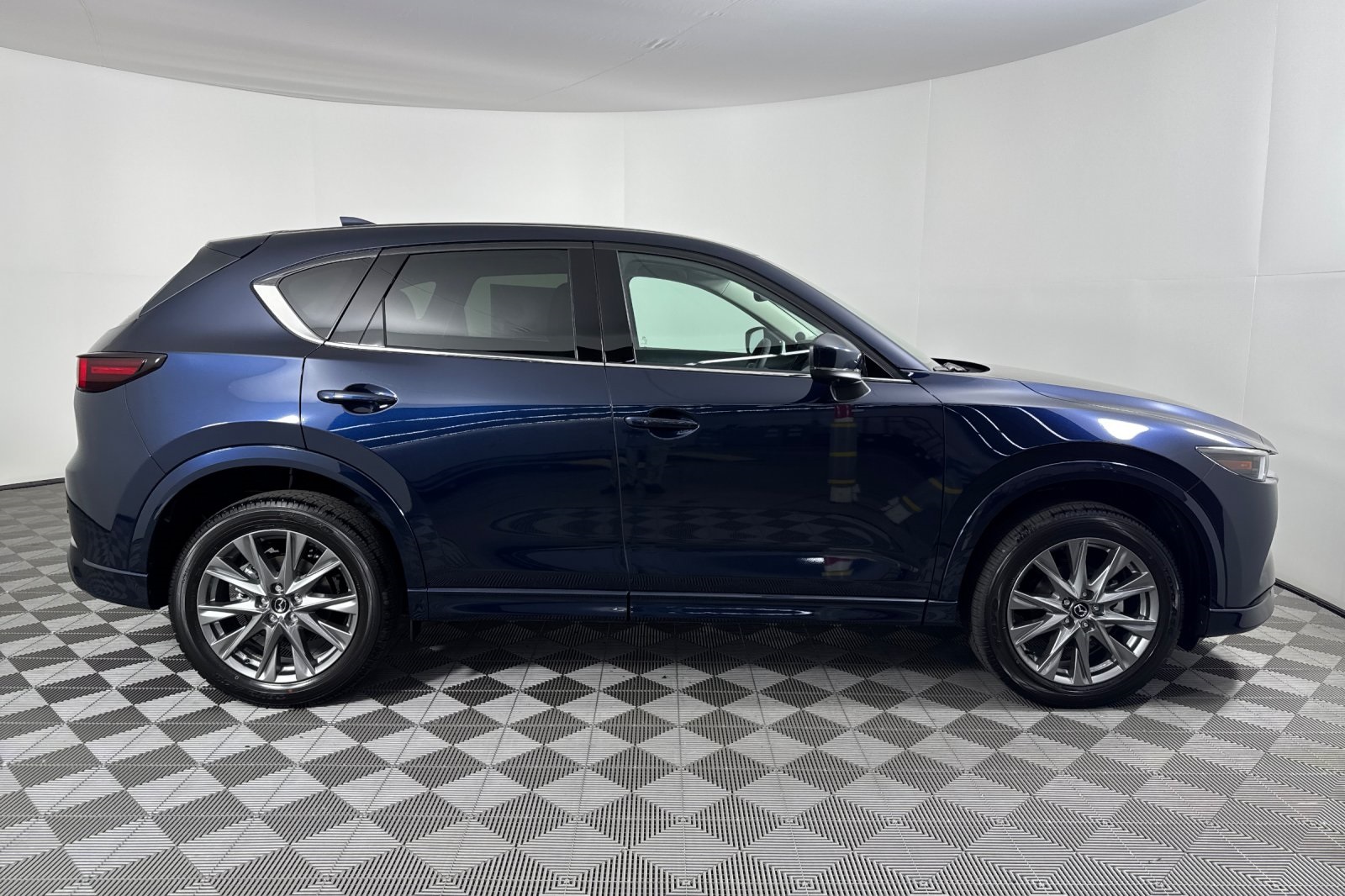 2025 Mazda CX-5 2.5 Premium Plus photo 3