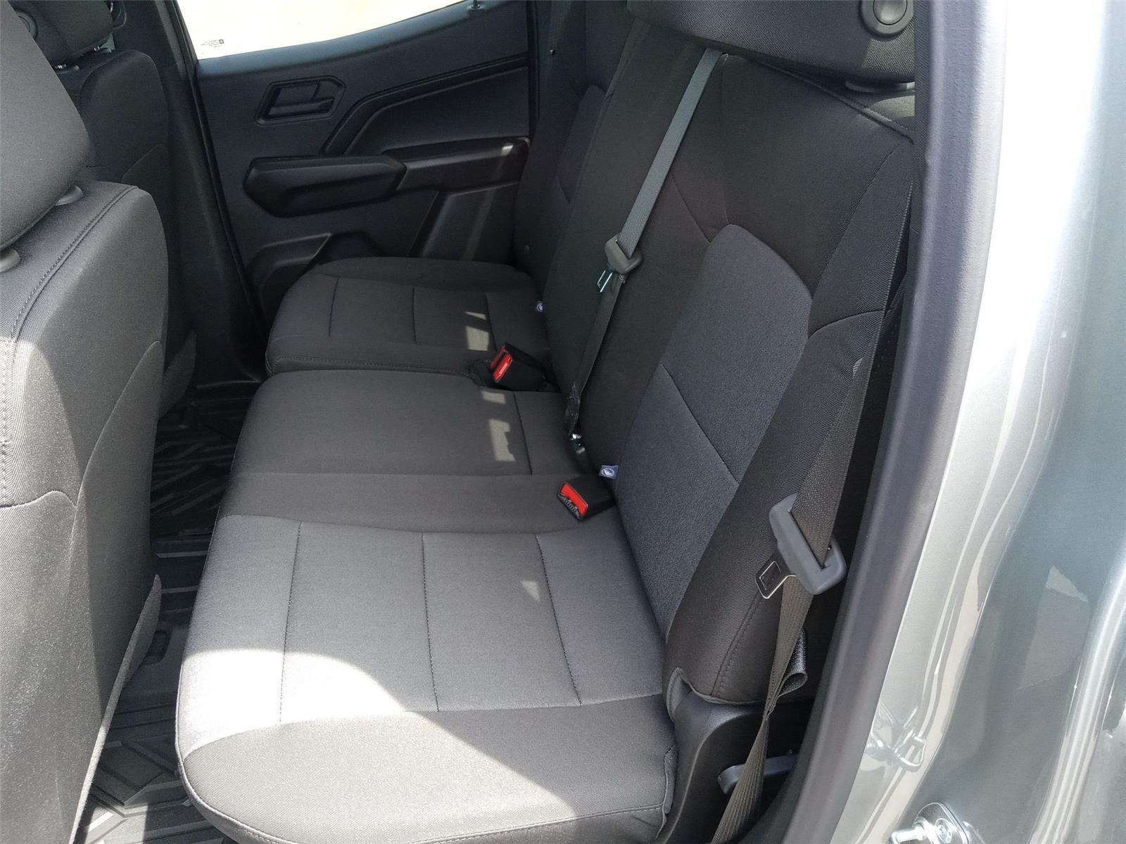 2026 Chevrolet Colorado Trail Boss photo 3