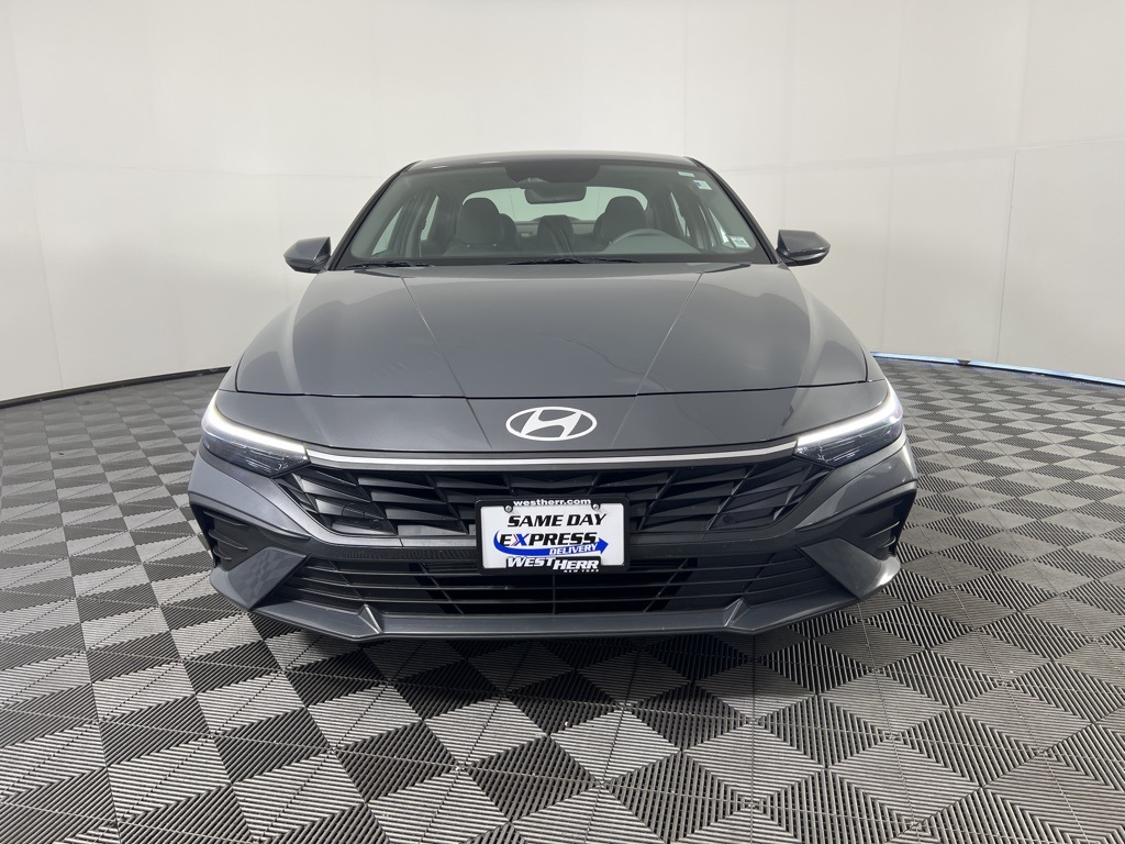 2024 Hyundai Elantra SEL photo 10
