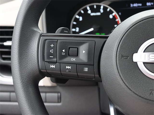2023 Nissan Rogue SV photo 23