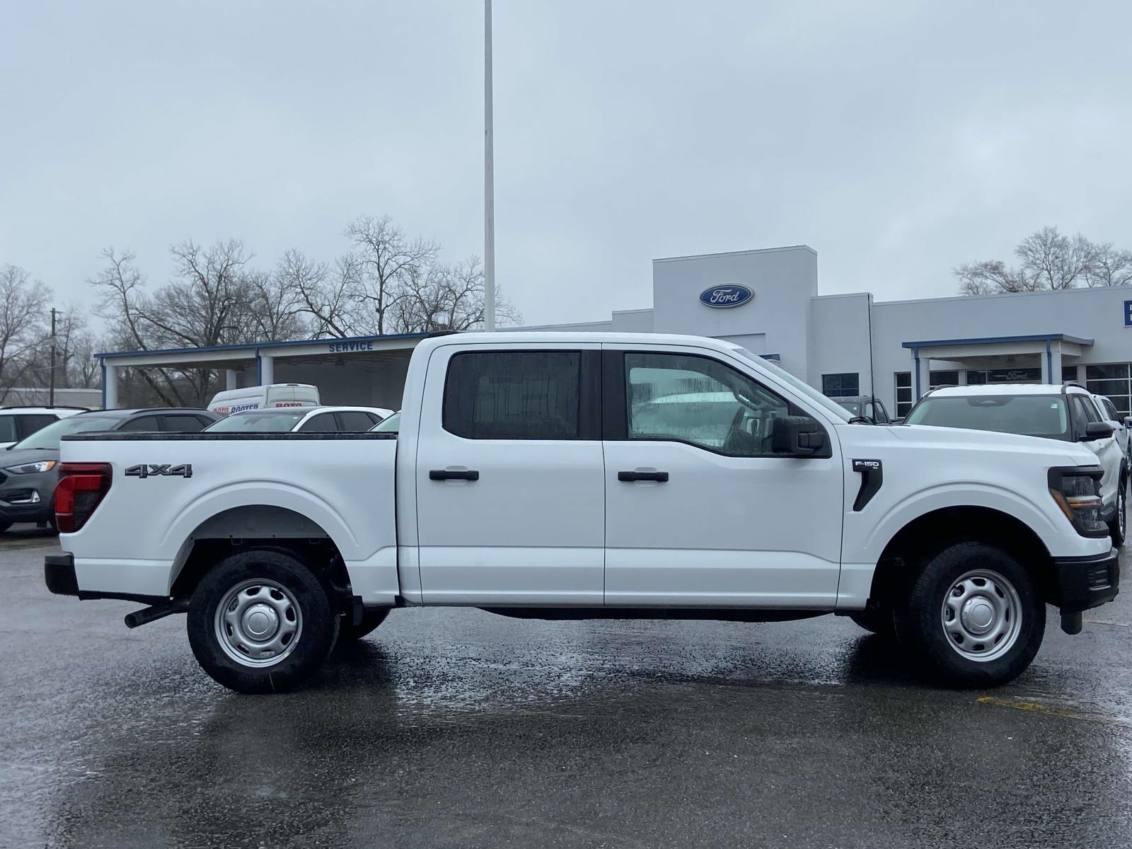 2025 Ford F-150 XL photo 2