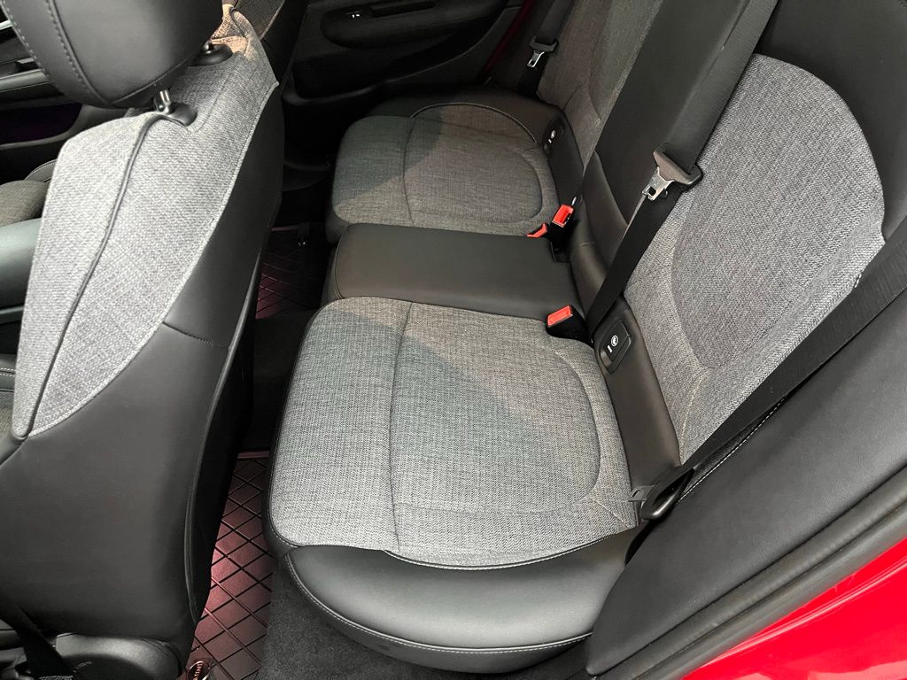 2022 Mini Cooper Base S ALL4 photo 34
