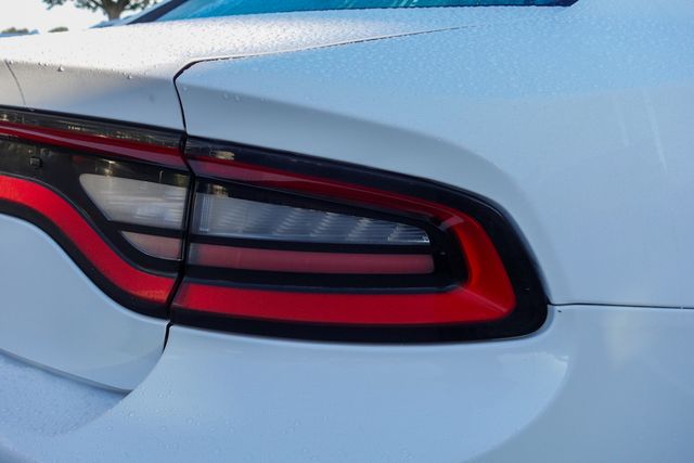 2022 Dodge Charger SXT photo 4