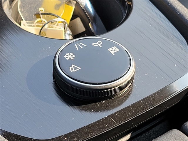 2022 Nissan Rogue SV photo 21