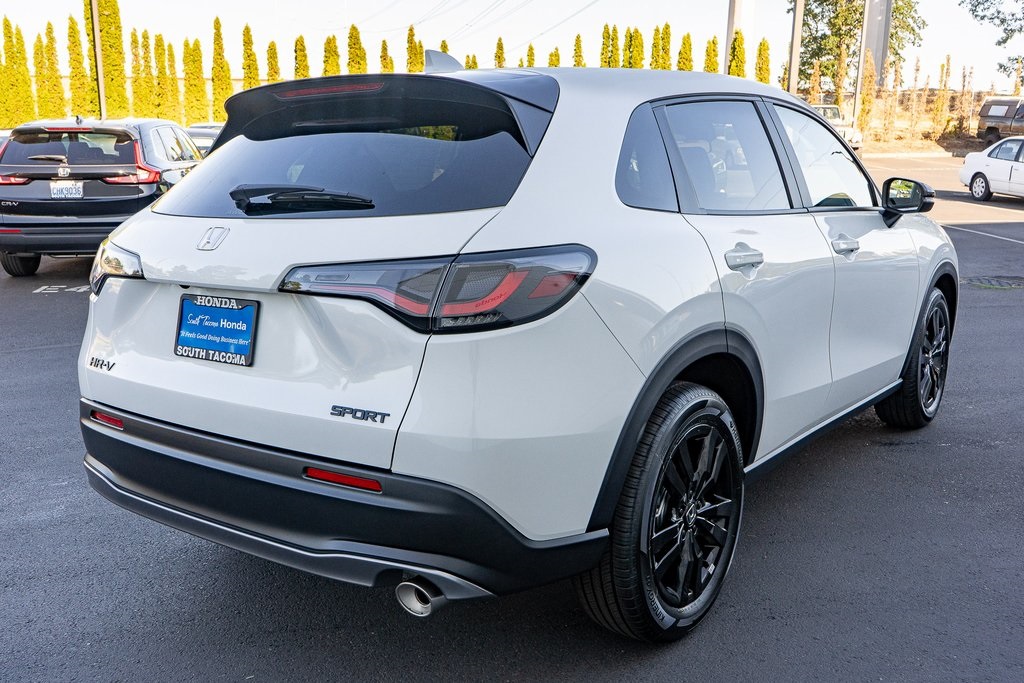 2026 Honda HR-V Sport photo 4