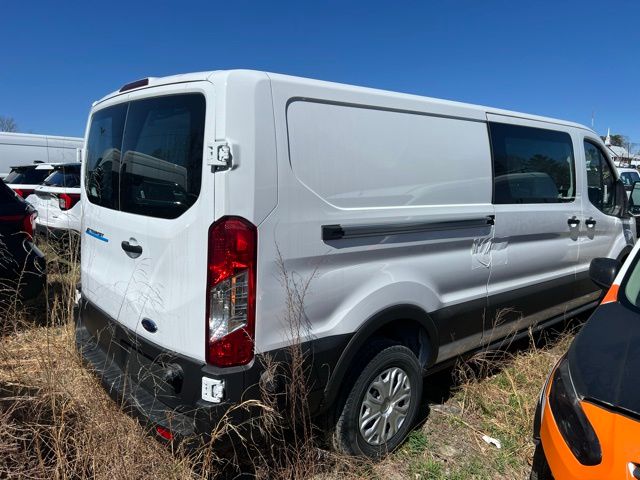 2024 Ford Transit photo 4