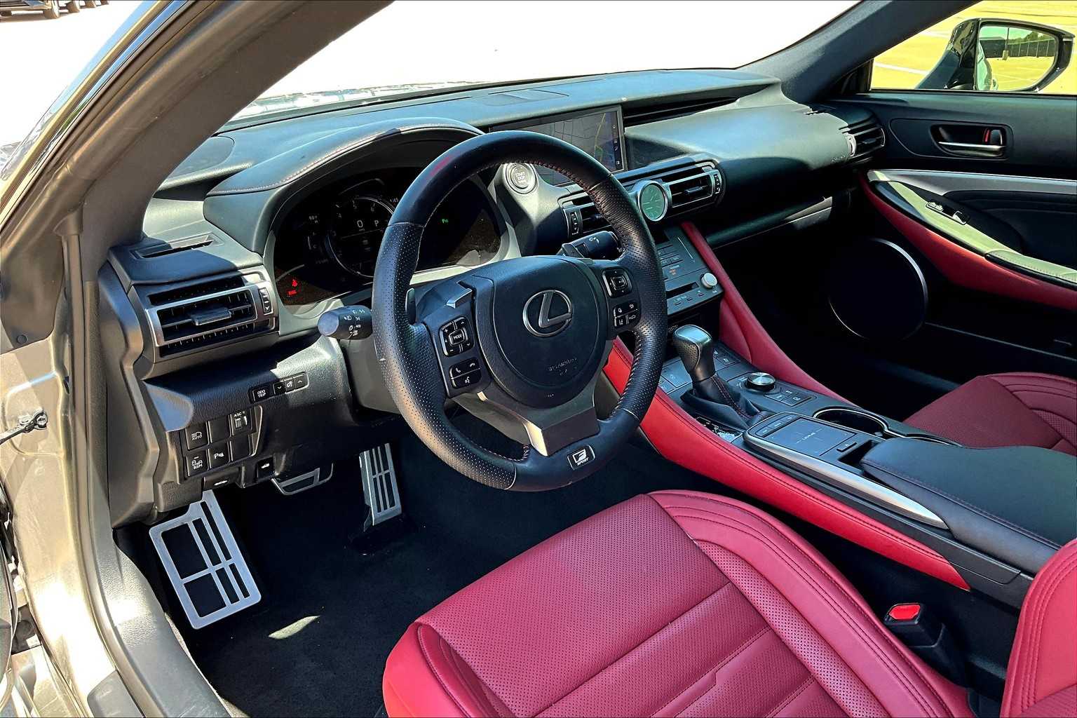 2022 Lexus RC 350 F SPORT photo 16