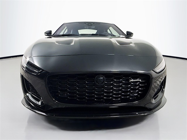 2024 Jaguar F-TYPE P450 R-Dynamic photo 2