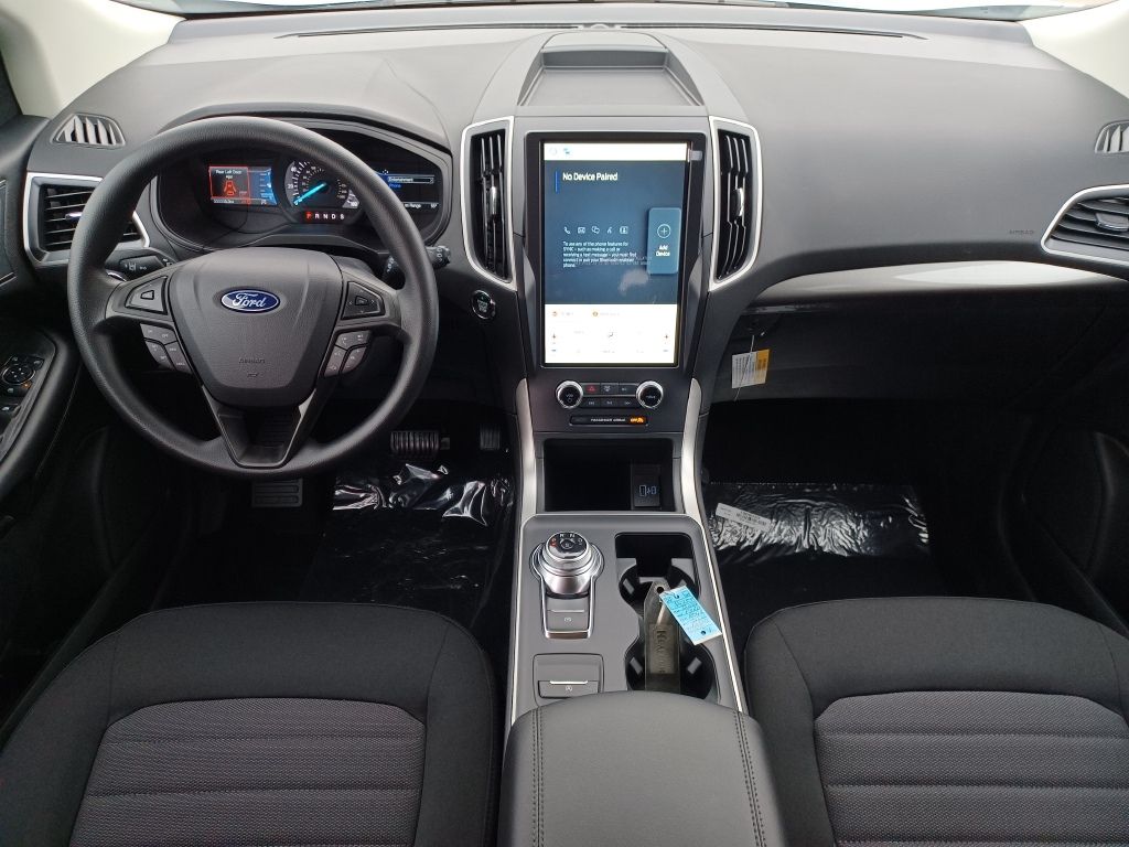 2024 Ford Edge SE photo 18