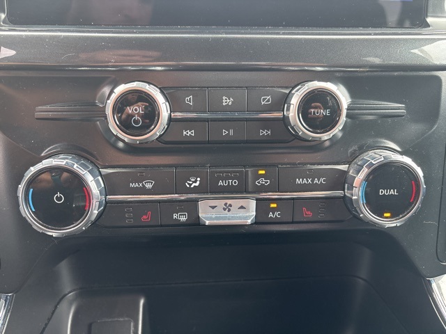 2022 Ford F-150 XLT photo 13