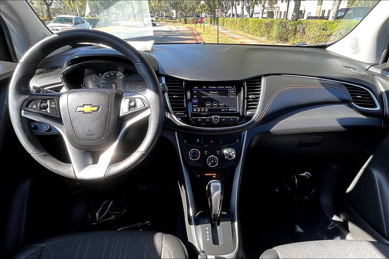 2021 Chevrolet Trax LT photo 14
