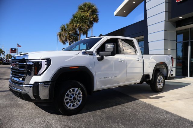 2025 Gmc Sierra 2500 HD SLE photo 3