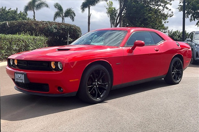 2018 Dodge Challenger R/T's photo