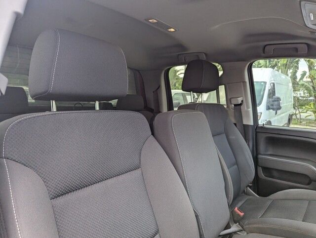 2018 Chevrolet Silverado LT photo 28