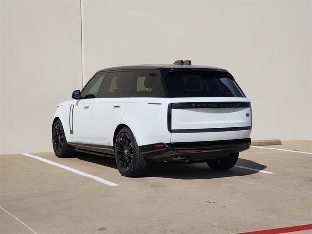 2022 Land Rover Range Rover SE photo 5
