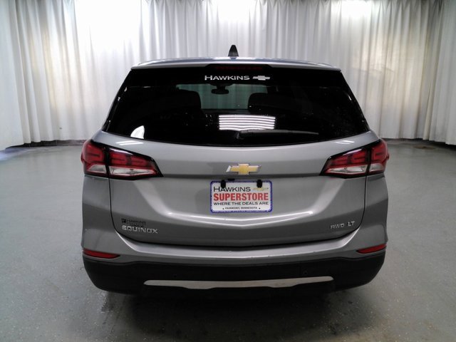 2024 Chevrolet Equinox LT photo 3