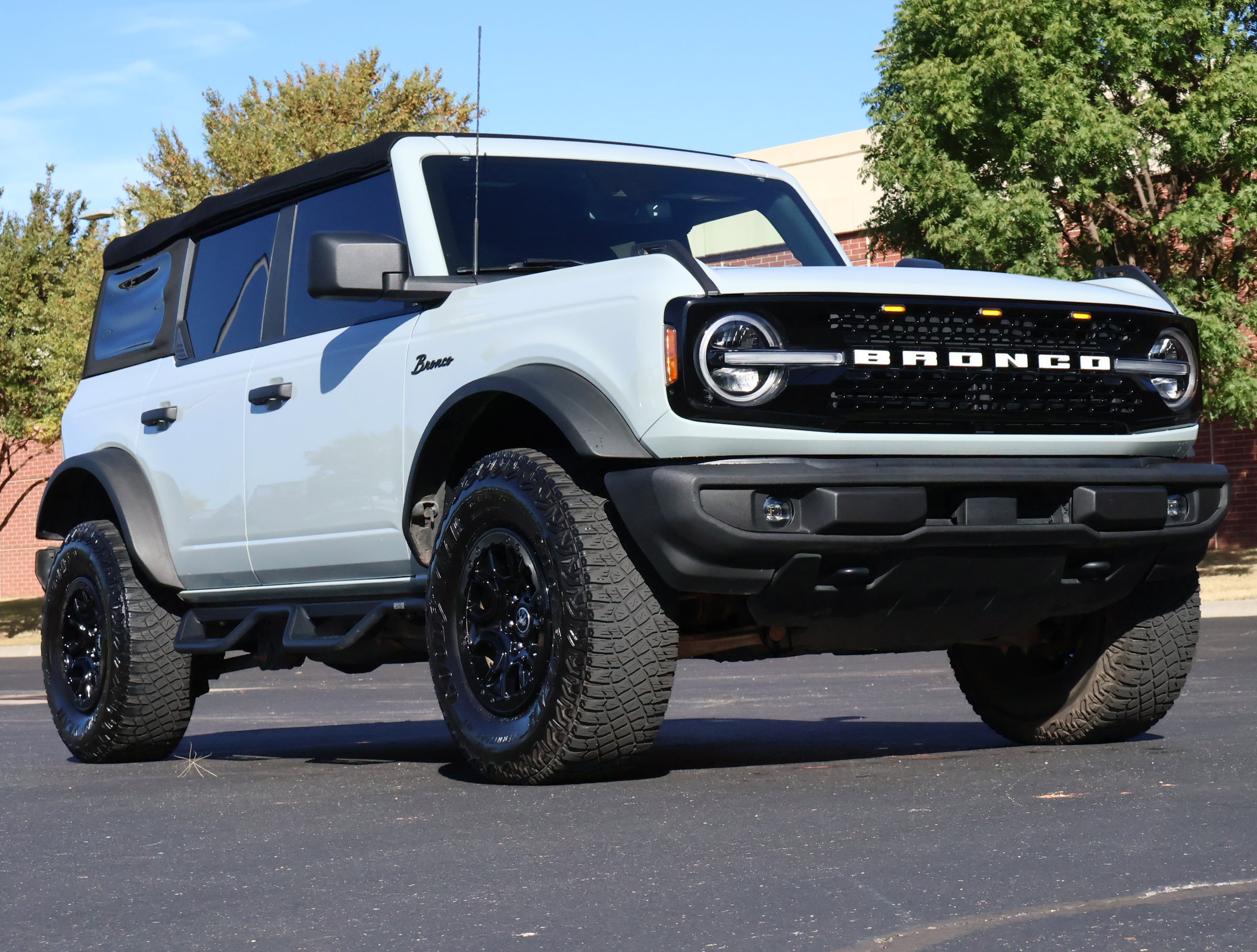 2022 Ford Bronco 4-Door Wildtrak's photo