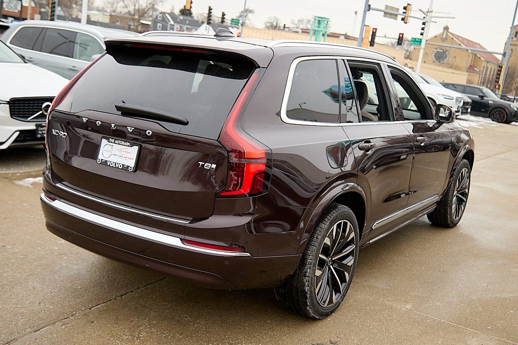 2026 VOLVO XC90 - Image 8