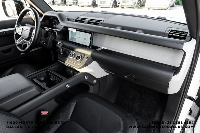 2023 Land Rover Defender 110 X-Dynamic SE photo 12