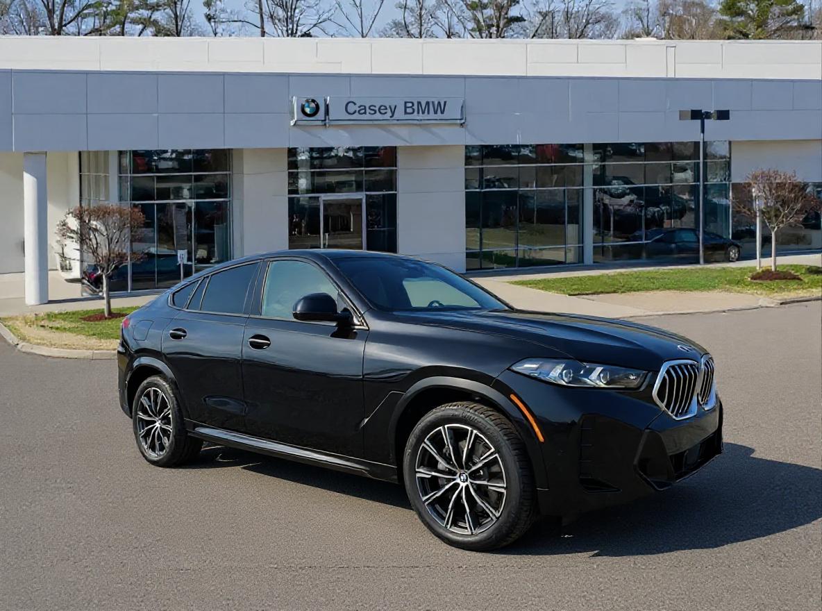 2026 BMW X6 40i's photo