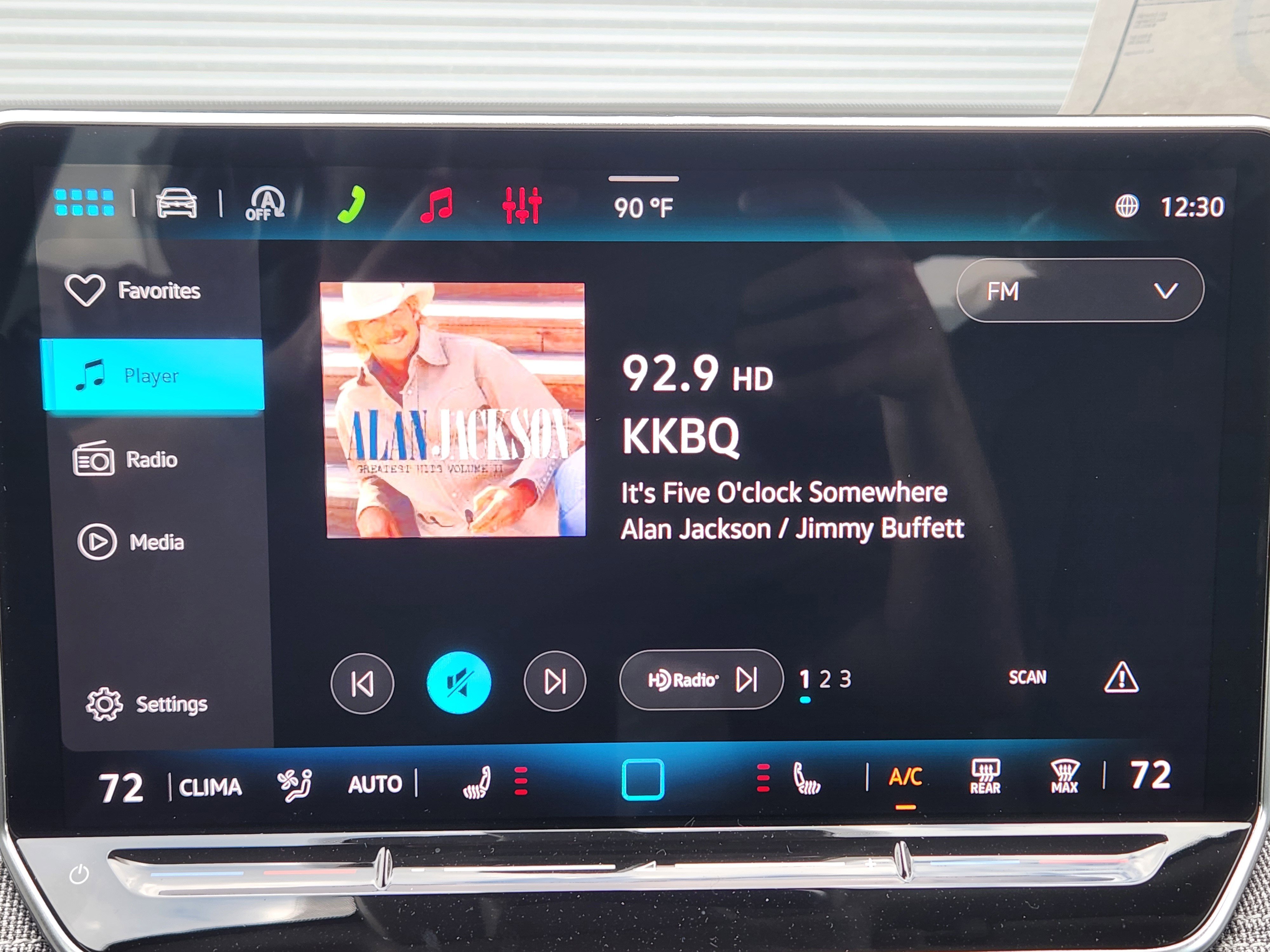 2026 Volkswagen Tiguan S photo 3