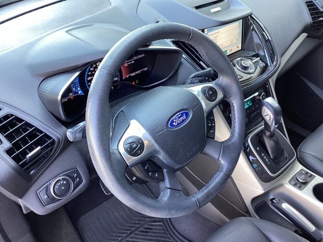 2016 Ford C-Max Hybrid SEL photo 21