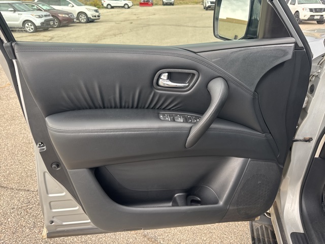 2021 Nissan Armada SV photo 10