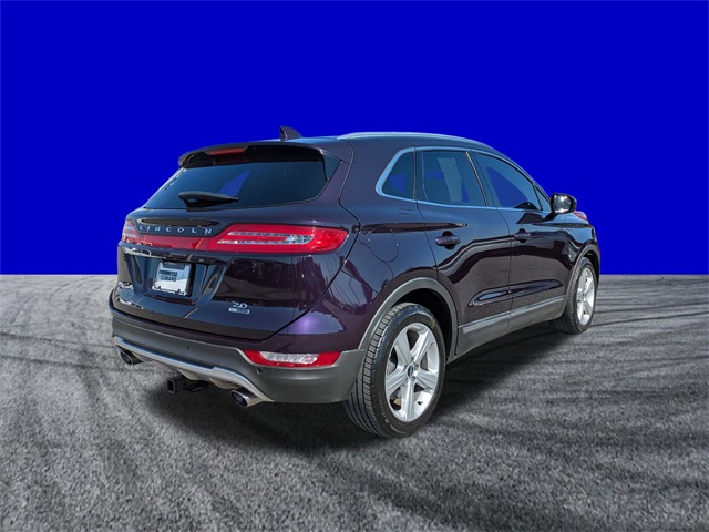 2015 Lincoln MKC Base photo 3