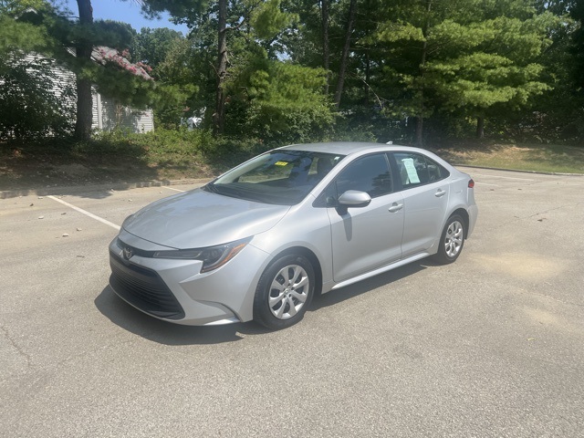 2024 Toyota Corolla LE photo 19