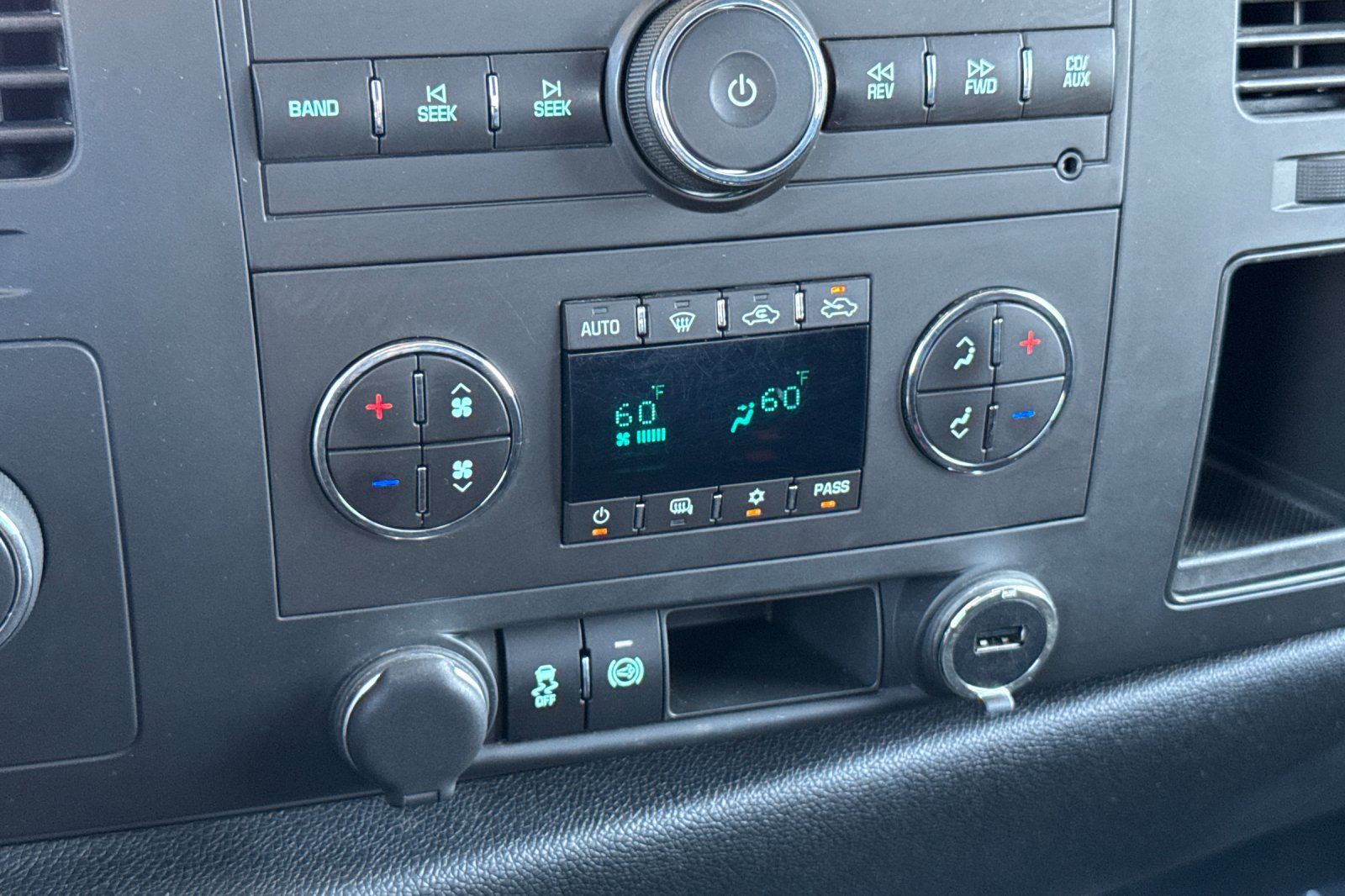 2013 Gmc Sierra SLE photo 19