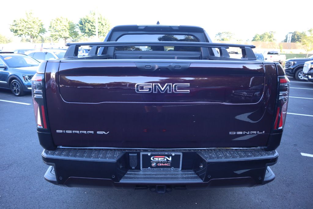 2025 Gmc Sierra EV Denali photo 2