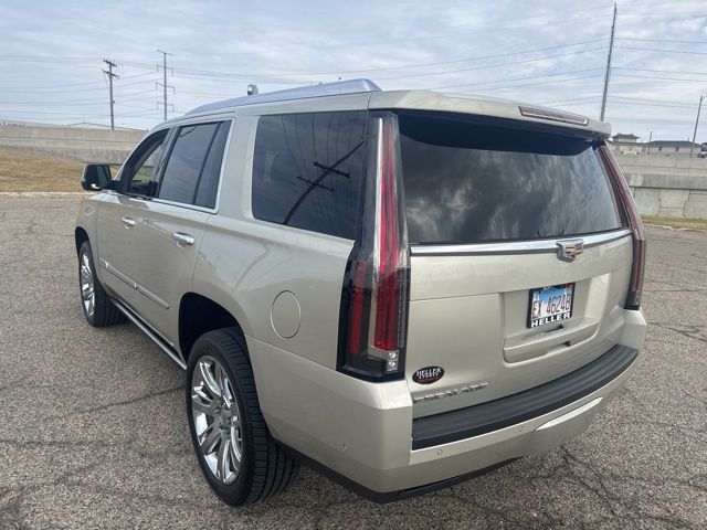 2017 Cadillac Escalade Premium Luxury photo 2