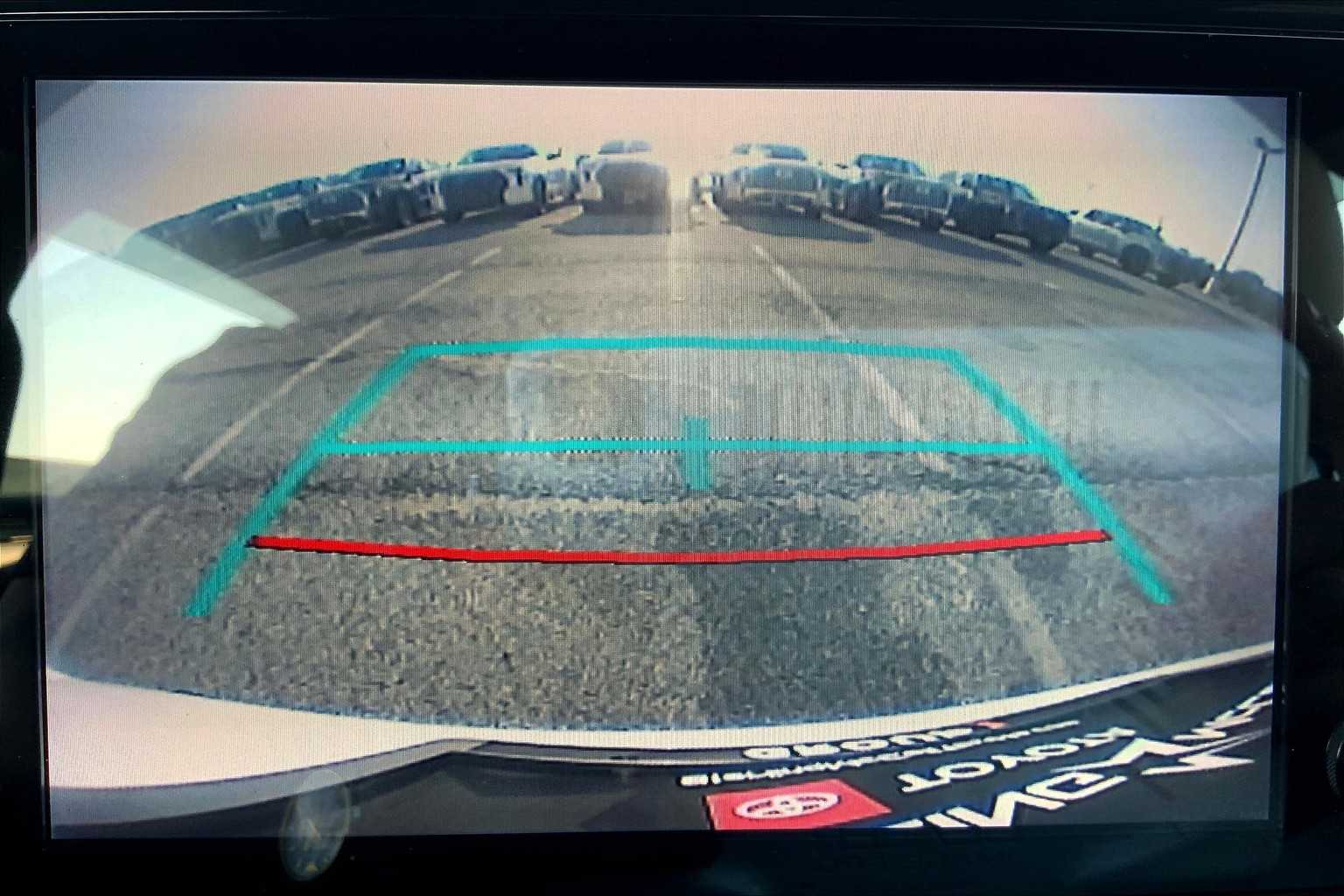 2021 Toyota Sienna XSE photo 25