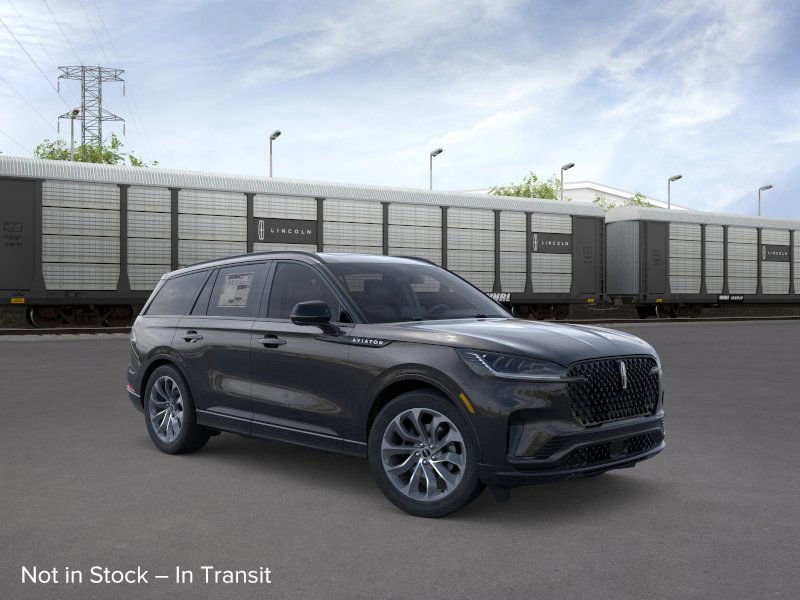 2026 Lincoln Aviator Premiere photo 3